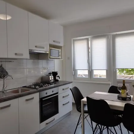 Antemma Apartment *