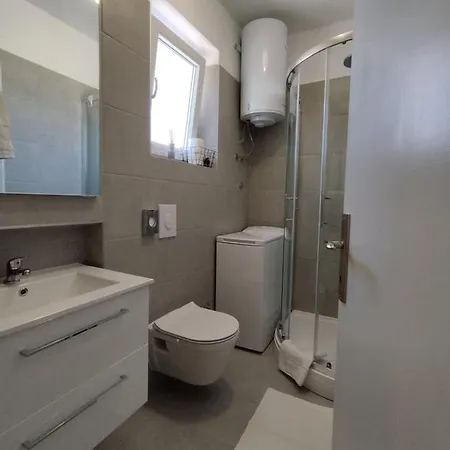 Apartment Antemma *