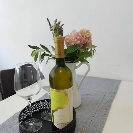 Apartment Antemma *